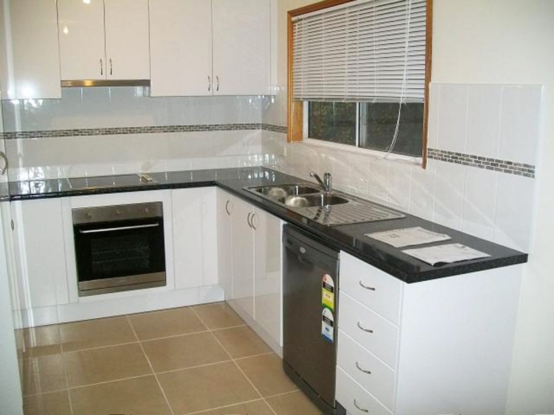 266 Lakedge Avenue, Berkeley Vale NSW 2261