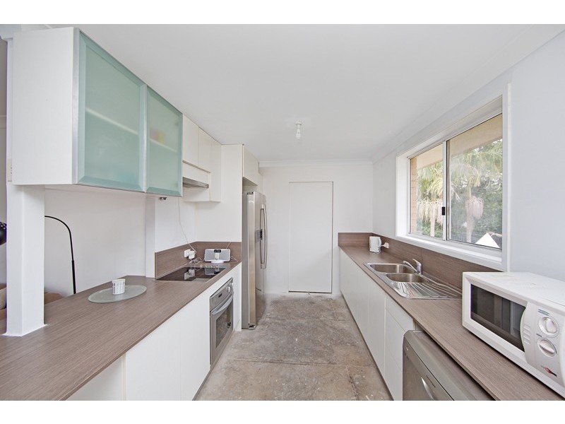 24 Jessica Street, Bateau Bay NSW 2261