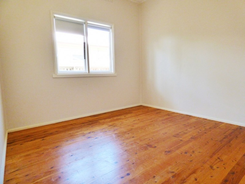 2 Patstone Street, Bateau Bay NSW 2261