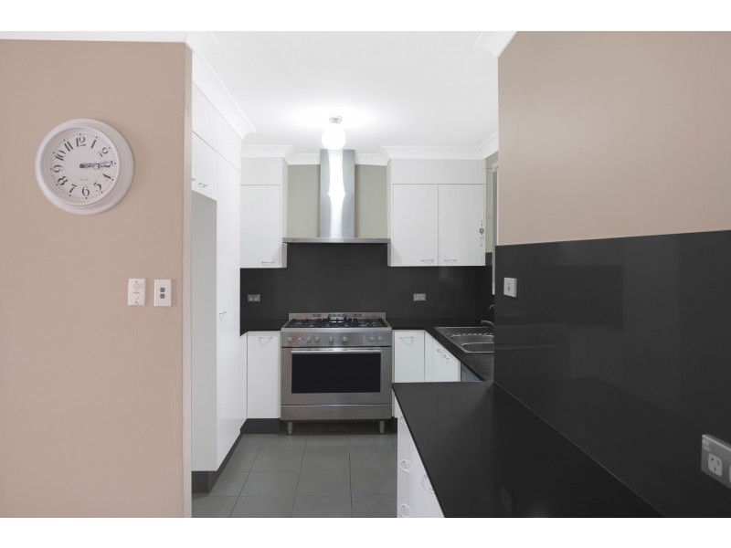 10/1 Hobbs Close, Bateau Bay NSW 2261