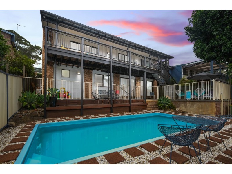 37 Masefield Avenue, Bateau Bay NSW 2261