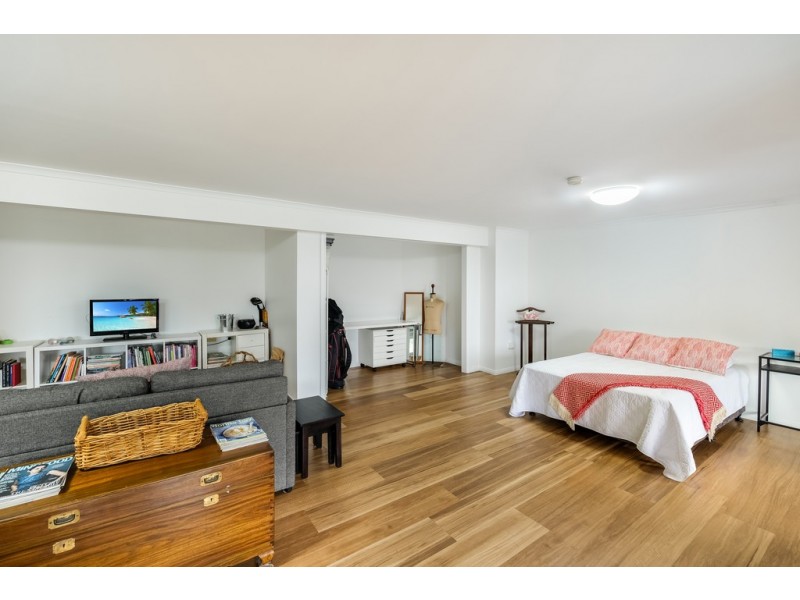 37 Masefield Avenue, Bateau Bay NSW 2261