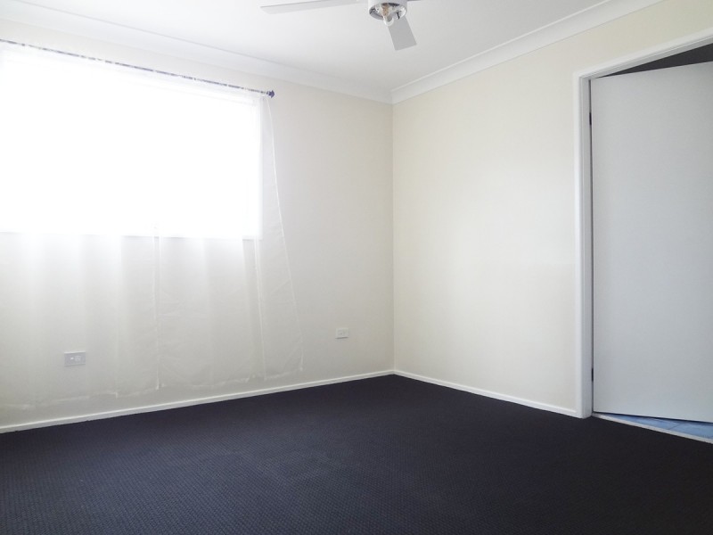 25 Albatross Road, Berkeley Vale NSW 2261
