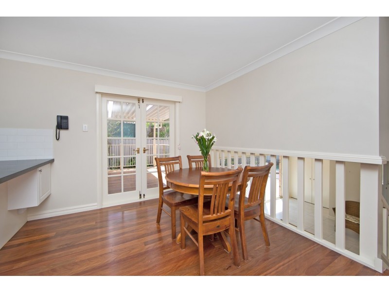 6 Augustus Place, Bateau Bay NSW 2261
