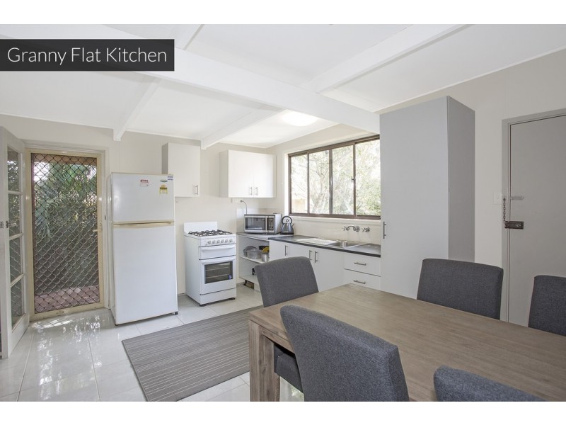 3 Gladys Avenue, Berkeley Vale NSW 2261