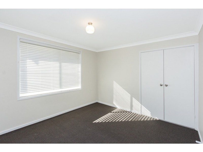 24 Jessica Street, Bateau Bay NSW 2261