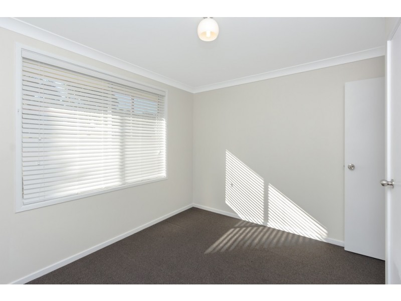 24 Jessica Street, Bateau Bay NSW 2261