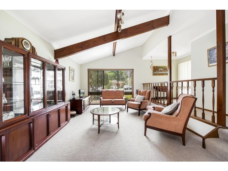 9 Garden Grove, Bateau Bay NSW 2261