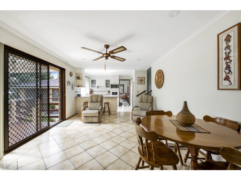 9 Garden Grove, Bateau Bay NSW 2261