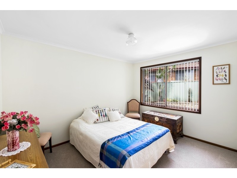 9 Garden Grove, Bateau Bay NSW 2261