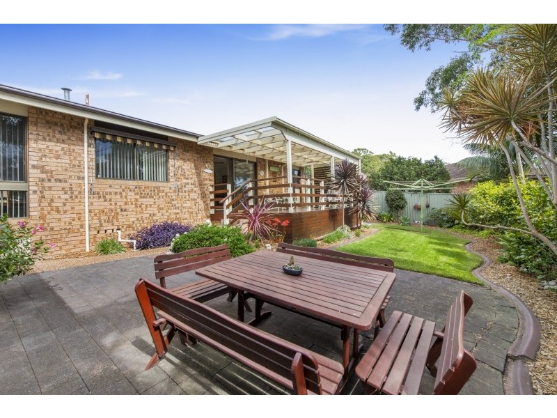 9 Garden Grove, Bateau Bay NSW 2261