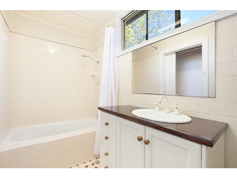 86 Robertson Road, Killarney Vale NSW 2261