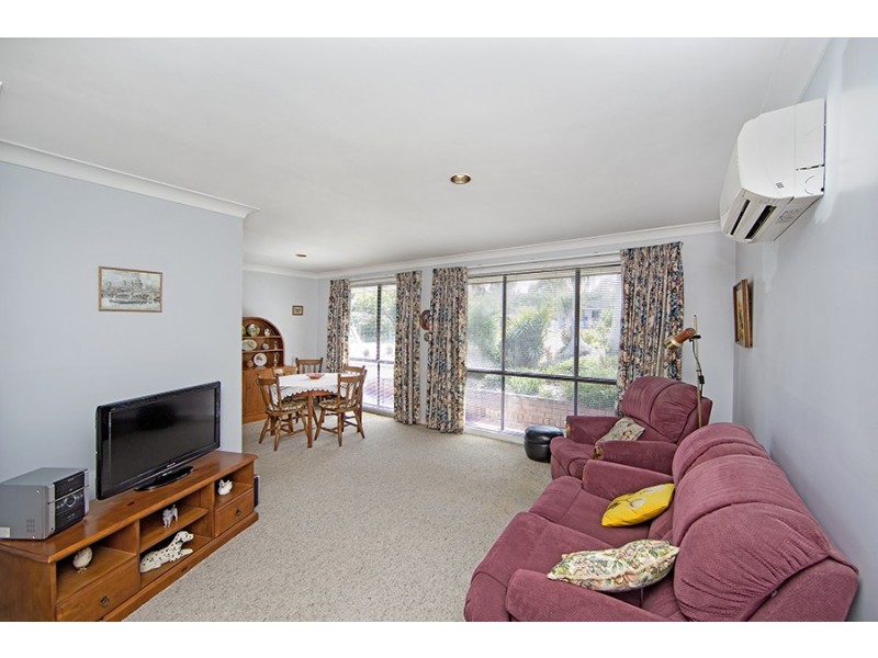 5 Lincoln Close, Bateau Bay NSW 2261