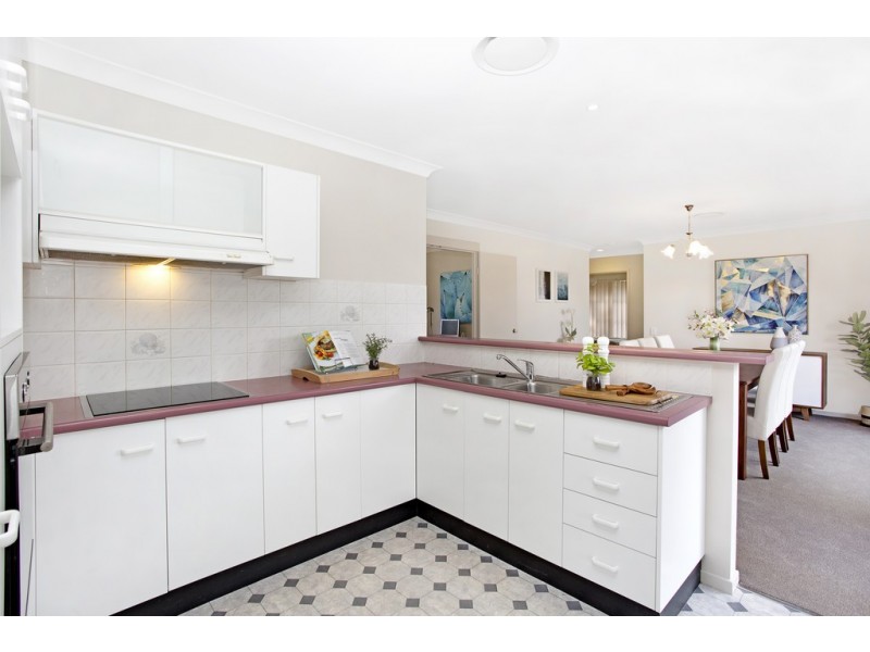 6 Australis Place, Glenning Valley NSW 2261