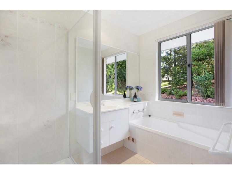 6 Australis Place, Glenning Valley NSW 2261