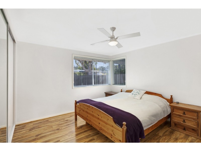 11 Joan Street, Forresters Beach NSW 2260