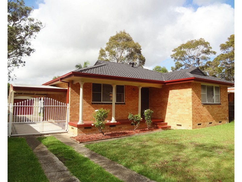 84 Kerry Crescent, Berkeley Vale NSW 2261