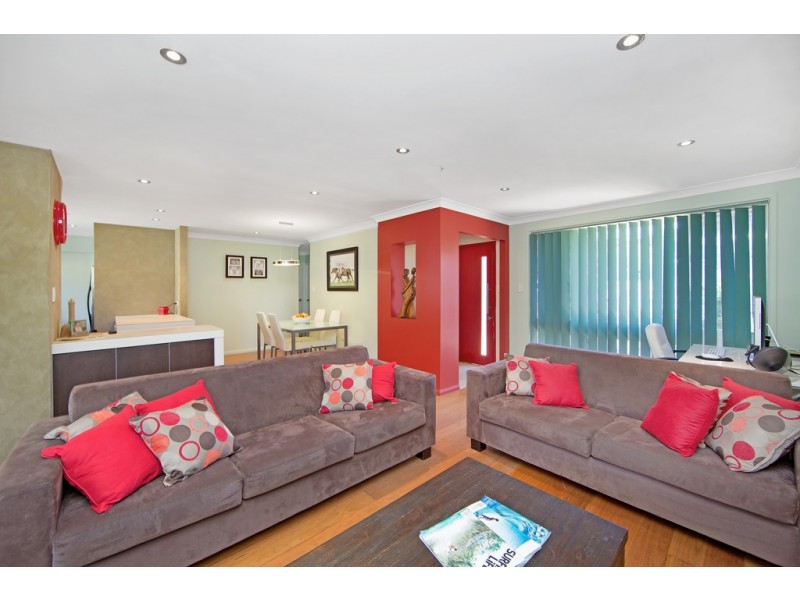 5 Gwydir Street, Bateau Bay NSW 2261