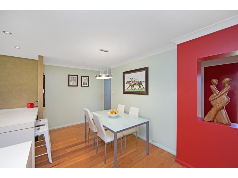 5 Gwydir Street, Bateau Bay NSW 2261