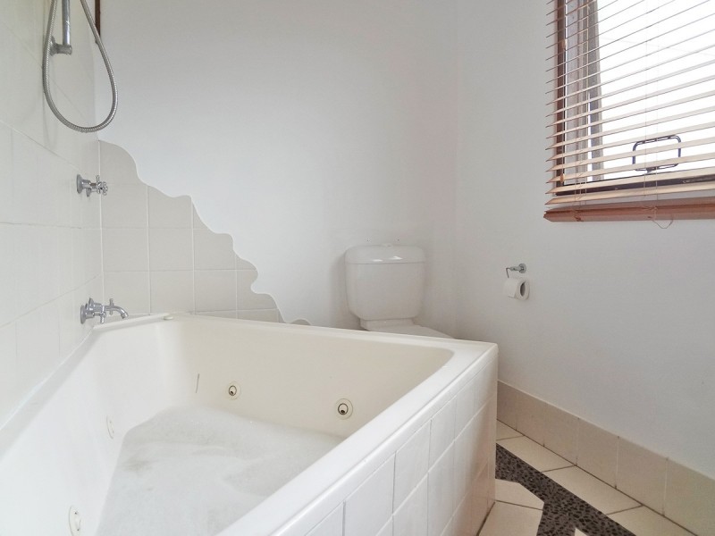 405 Terrigal Drive, Erina NSW 2250