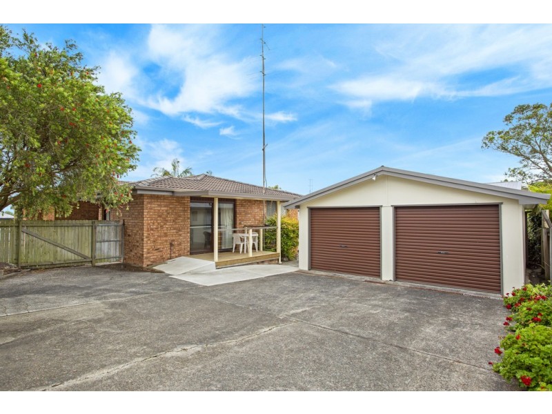 88 Bateau Bay Road, Bateau Bay NSW 2261