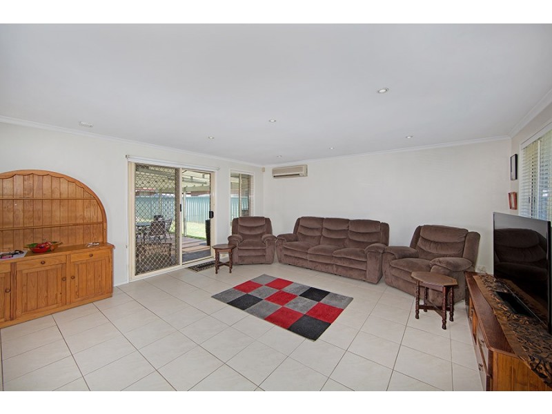 3 Burgin Close, Berkeley Vale NSW 2261