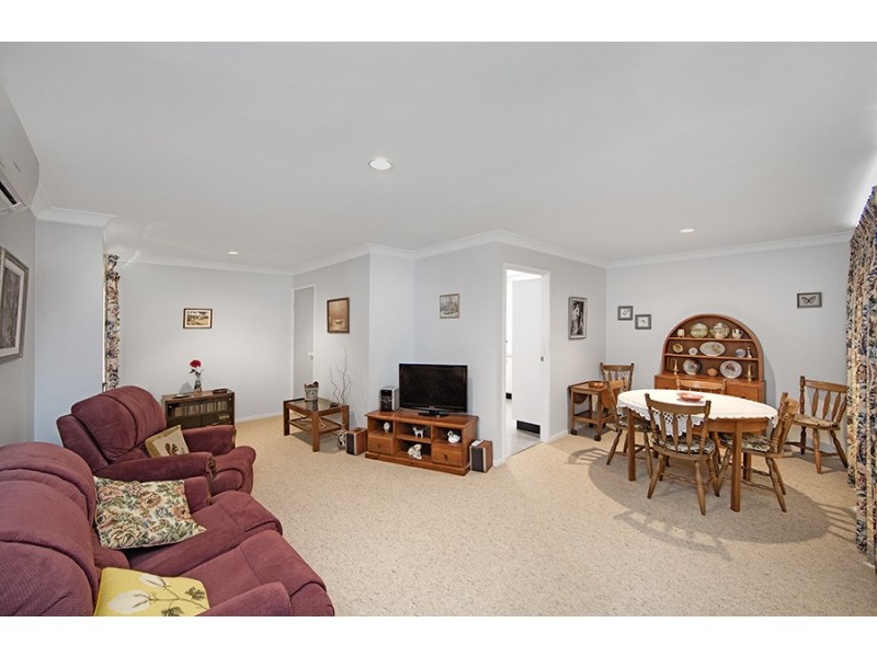 5 Lincoln Close, Bateau Bay NSW 2261