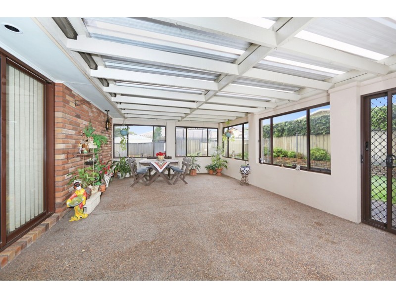 5 Nepean Street, Bateau Bay NSW 2261