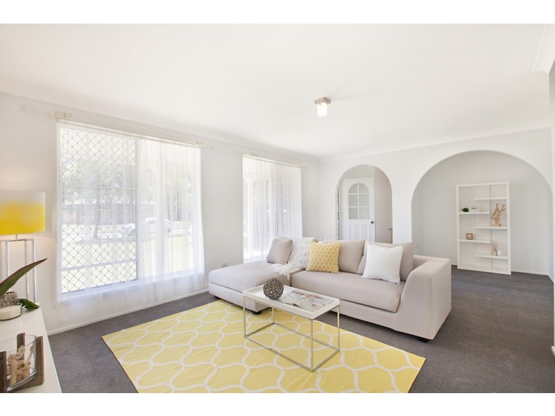 24 Sovereign Crescent, Chittaway Bay NSW 2261