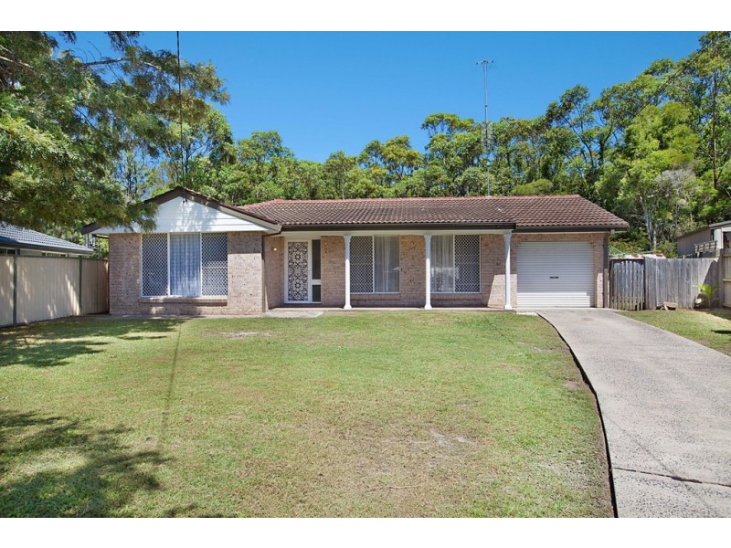 24 Sovereign Crescent, Chittaway Bay NSW 2261