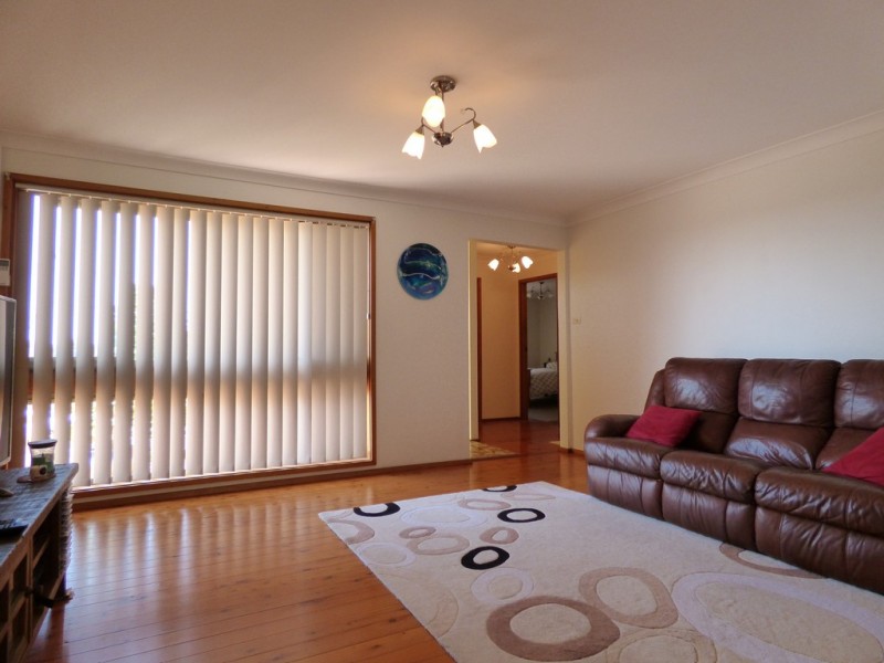 11 Margherita Avenue, Bateau Bay NSW 2261