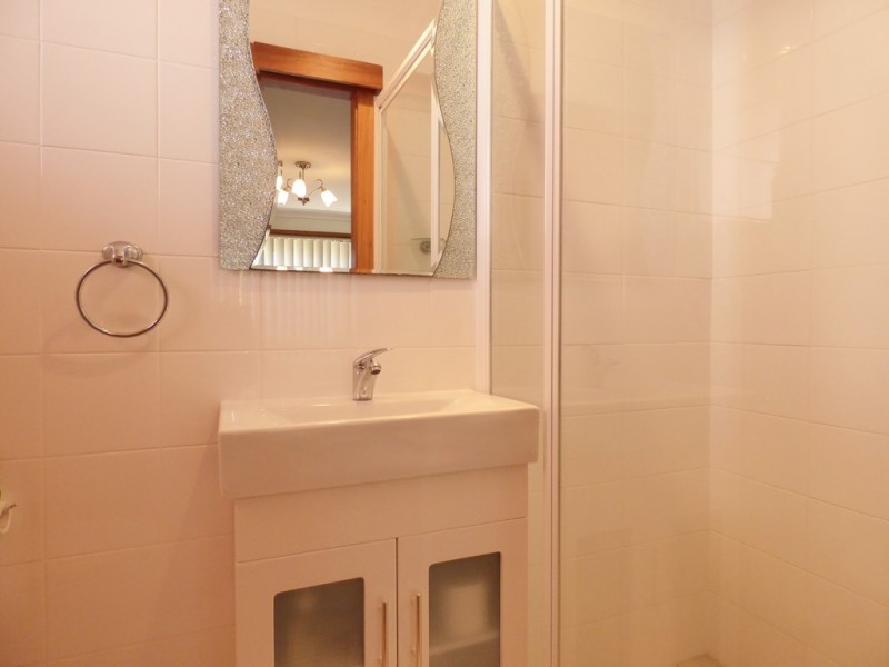 11 Margherita Avenue, Bateau Bay NSW 2261