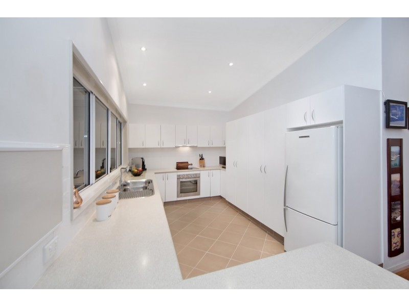 23 Wandella Avenue, Bateau Bay NSW 2261