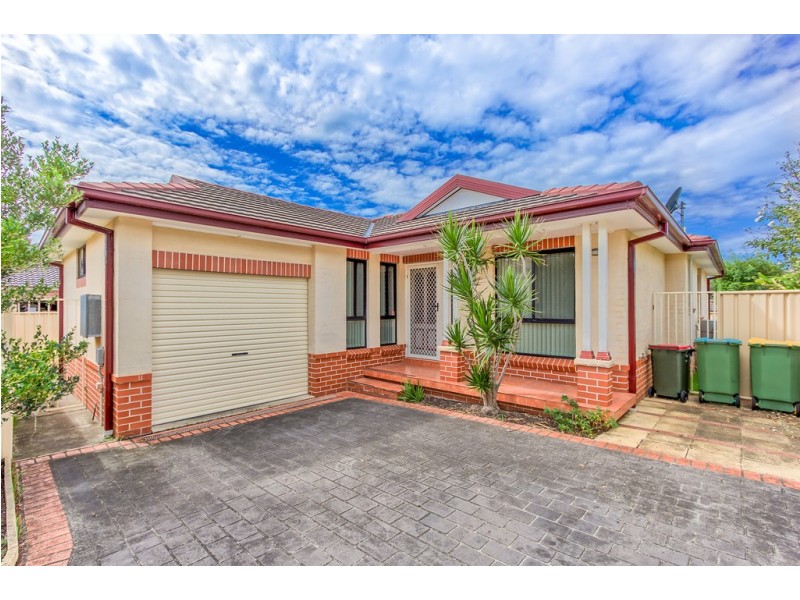 24B Germaine Avenue, Bateau Bay NSW 2261