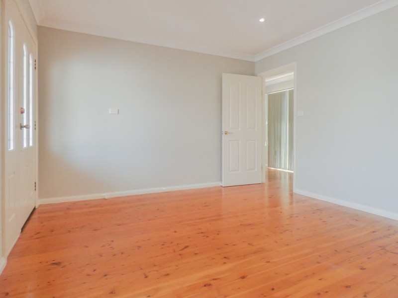 24B Germaine Avenue, Bateau Bay NSW 2261