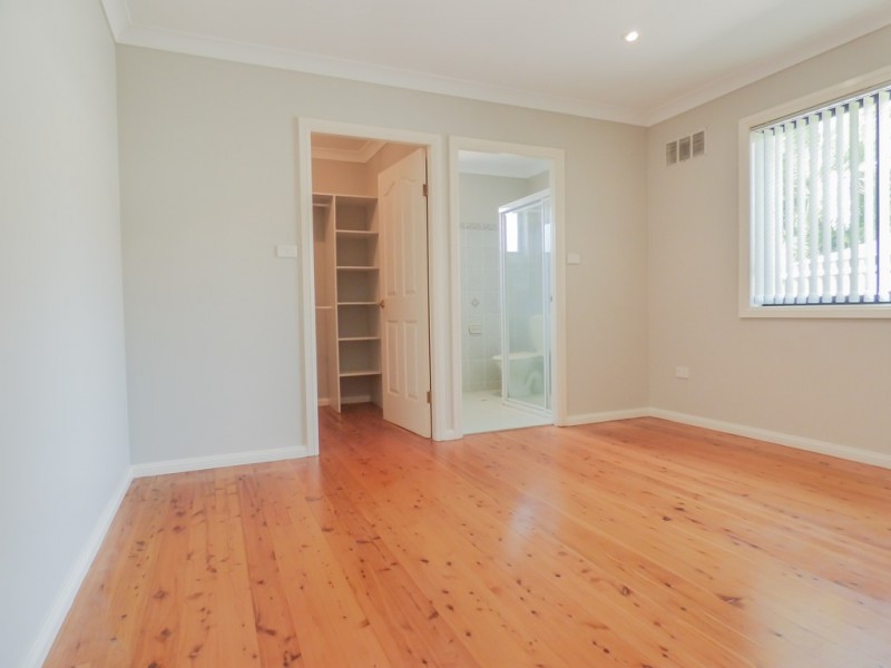 24B Germaine Avenue, Bateau Bay NSW 2261