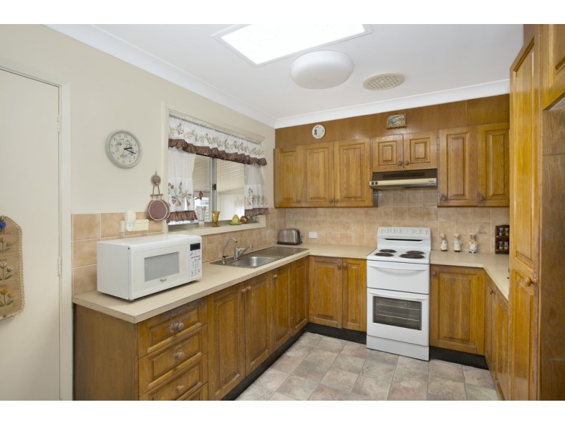 2 Neale Street, Long Jetty NSW 2261