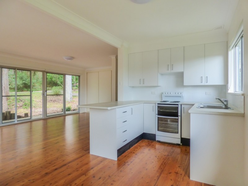 8 Yaruga Street, Bateau Bay NSW 2261