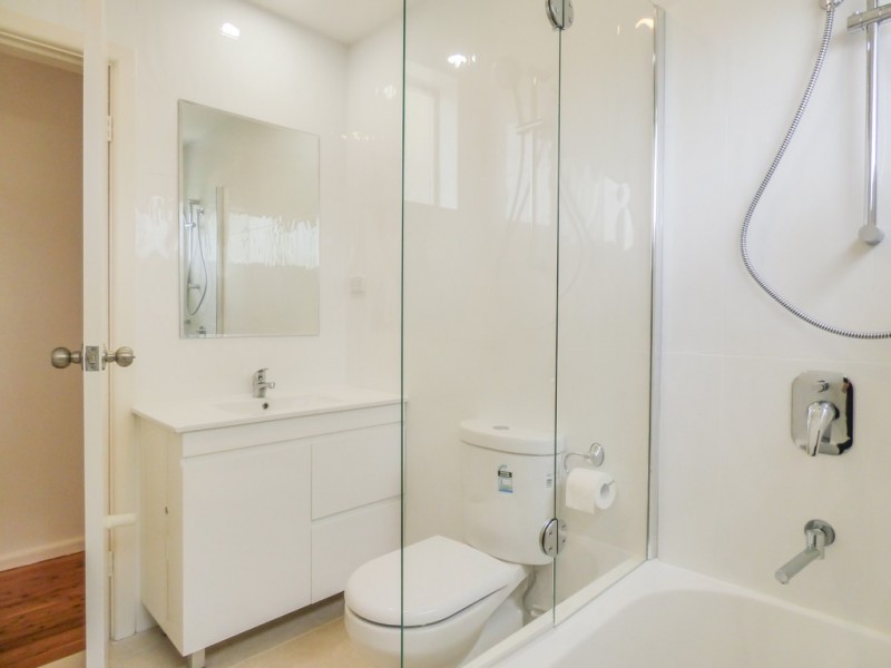 8 Yaruga Street, Bateau Bay NSW 2261