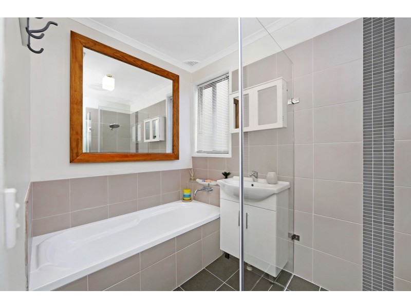19 Newhaven Place, Bateau Bay NSW 2261