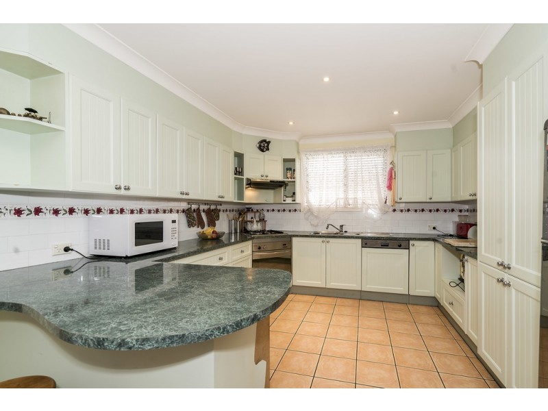 44 Kingsford Smith Drive, Berkeley Vale NSW 2261