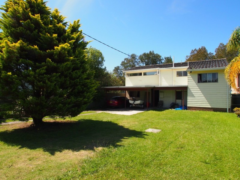 125 Lakedge Avenue, Berkeley Vale NSW 2261