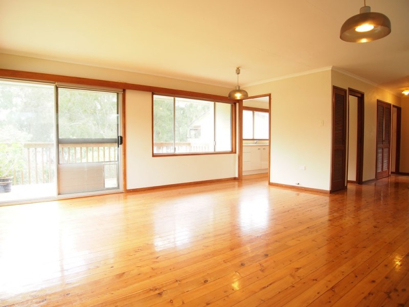 125 Lakedge Avenue, Berkeley Vale NSW 2261