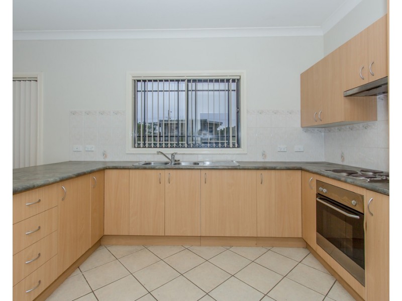 18a Germaine Avenue, Bateau Bay NSW 2261