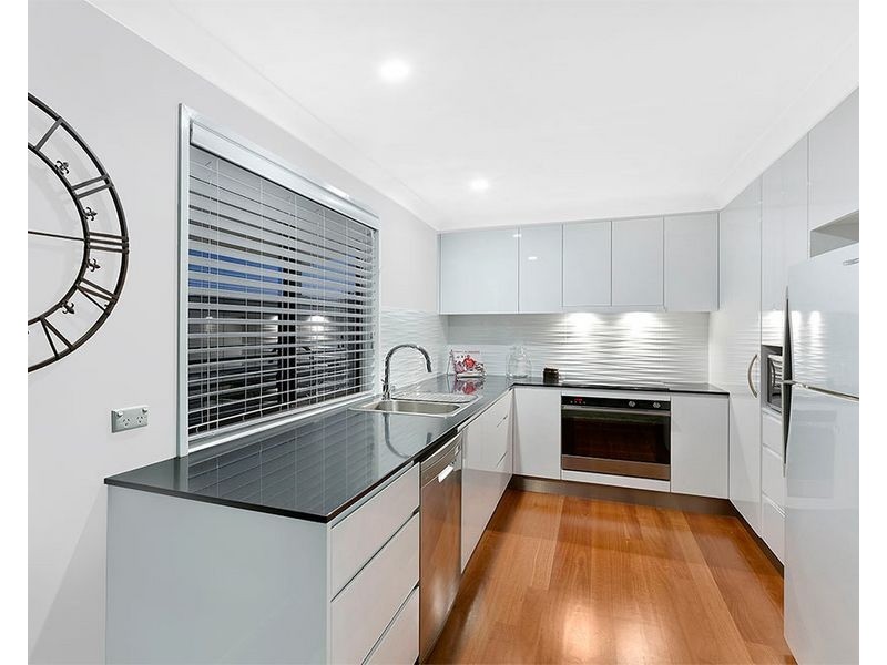 56 Rotherham Street, Bateau Bay NSW 2261