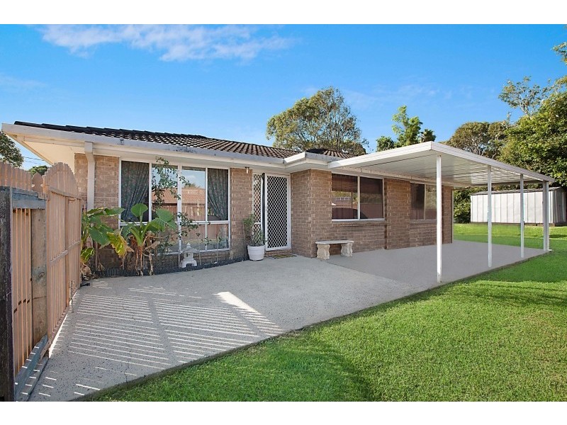 11 Oakehampton Court, Bateau Bay NSW 2261