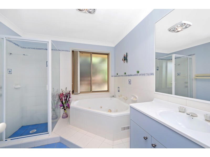 173 Bateau Bay Road, Bateau Bay NSW 2261