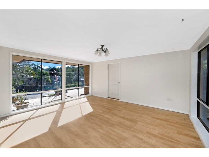 7 Hakea Close, Wyoming NSW 2250