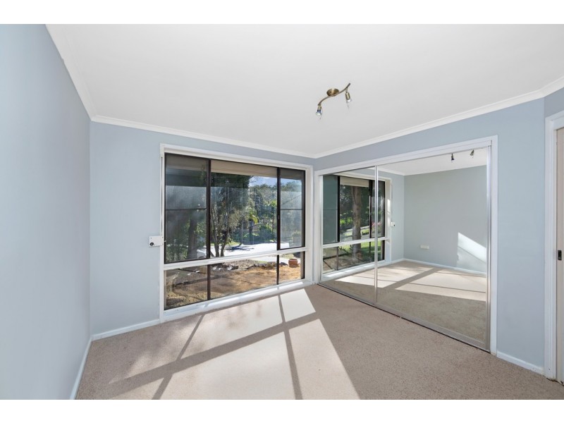 7 Hakea Close, Wyoming NSW 2250