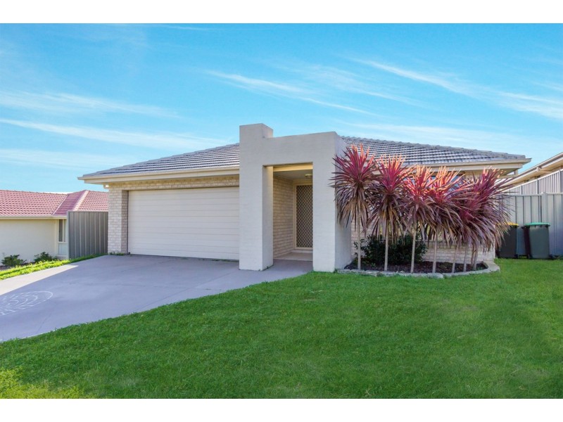 6 Poppy Road, Hamlyn Terrace NSW 2259